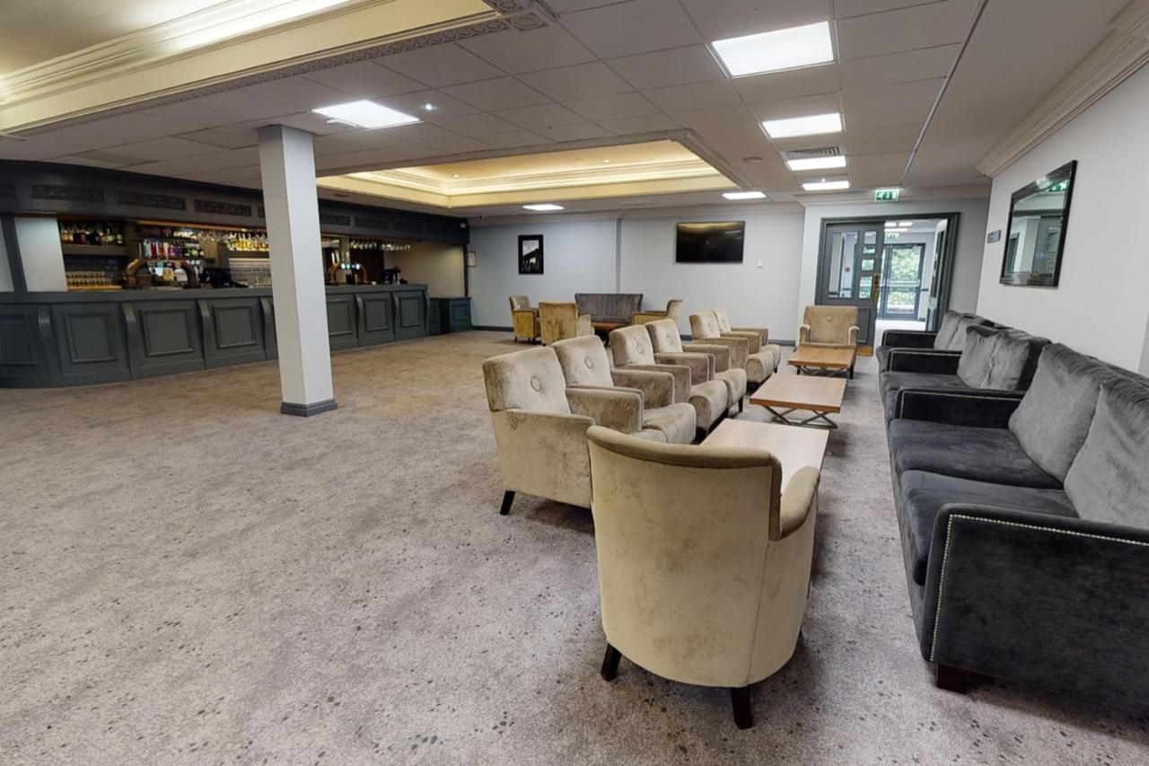Village Hotel Newcastle Holystone  エクステリア 写真