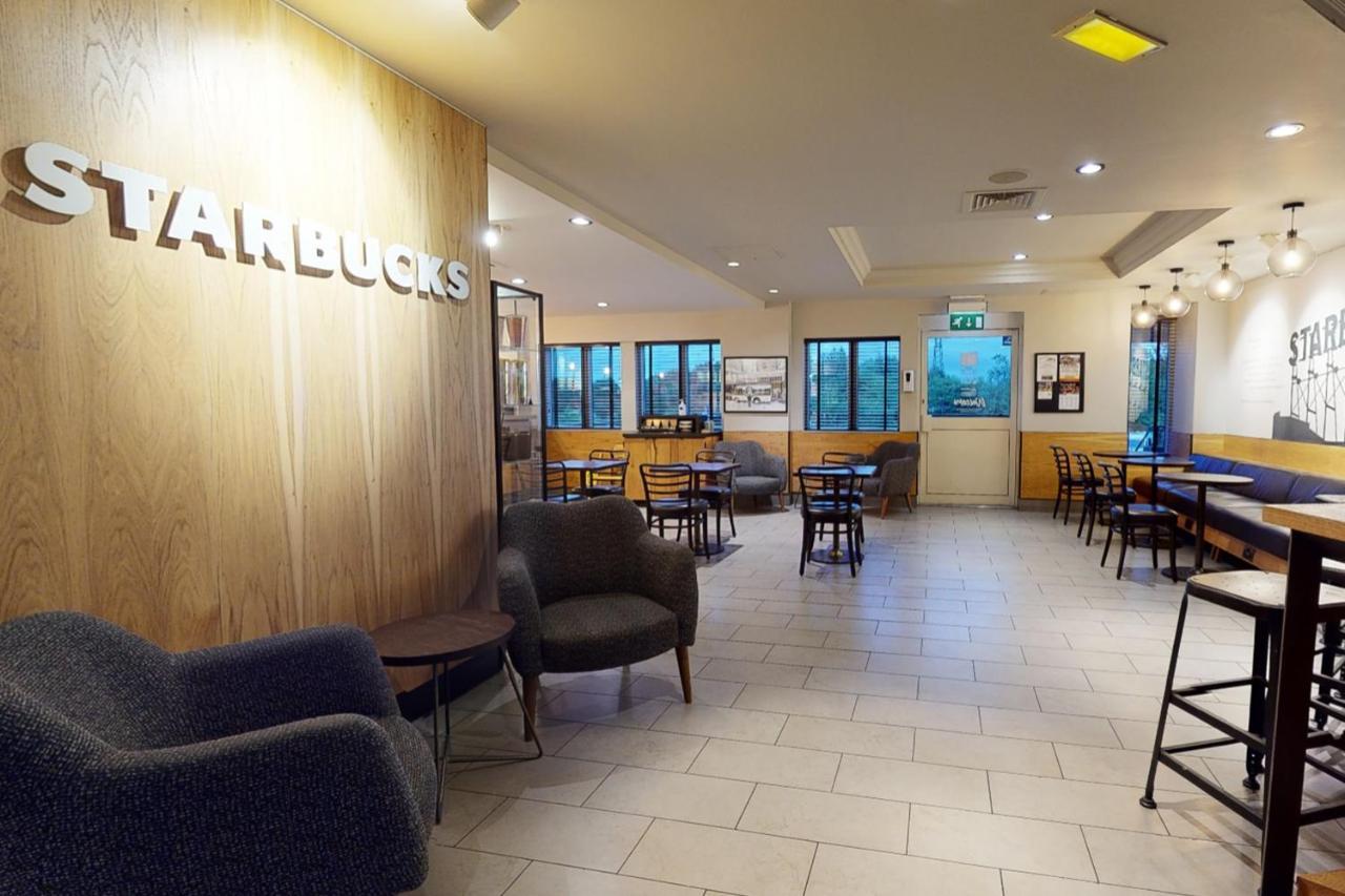 Village Hotel Newcastle Holystone  エクステリア 写真