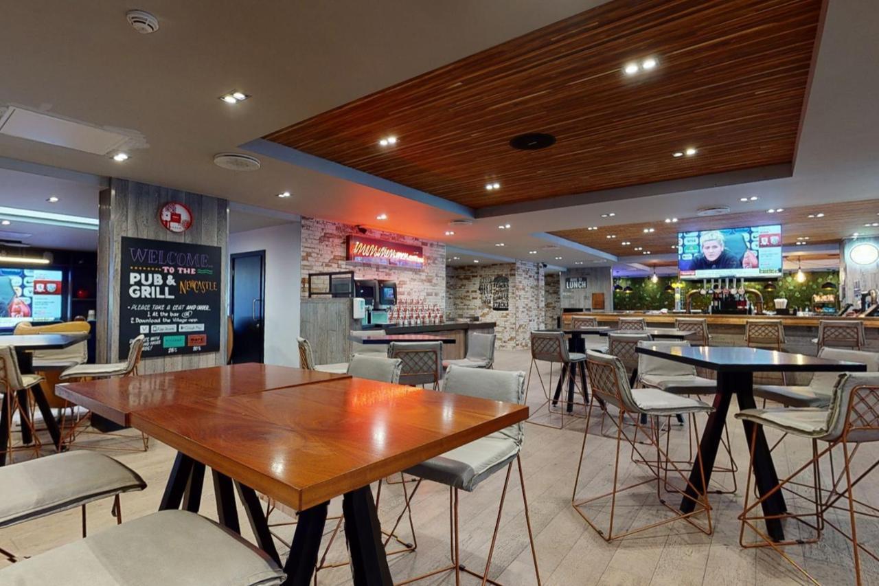 Village Hotel Newcastle Holystone  エクステリア 写真