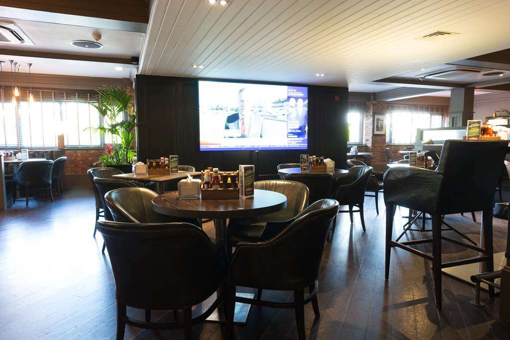 Village Hotel Newcastle Holystone  レストラン 写真